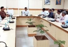बगैर लाइसेंस चल रहे मेडिकल स्टोरों पर कब होगी कार्रवाई