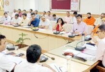 कांवड़ यात्रा: पुलिस प्रशासन के अफसरों का महामंथन, डीएम ने बुलाई बैठक
