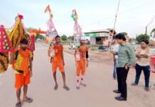 कांवड़ मार्ग की व्यवस्थाओं का नगर आयुक्त ने लिया जायजा