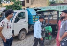 नगर आयुक्त के औचक निरीक्षण में खराब मिले वाहन