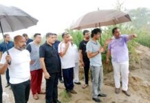 डॉक्टर नितिन गौड़ ने कूड़े की बीमारी का ढूंढा इलाज स्वच्छता सर्वेक्षण 2023 में फिर बढ़ेगा गाजियाबाद मान