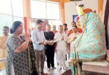कांवडिय़ों की सेवा: मेयर व नगर आयुक्त ने किया कांवड़ शिविर का उद्घाटन