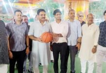 राज्यमंत्री असीम अरूण ने निगम स्पोट्र्स प्लाजा का लिया जायजा