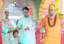 राज्य मंत्री ने की भगवान दूधेश्वरनाथ की पूजा-अर्चना