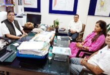 यमुना प्राधिकरण लगाएगा 85 हजार पौधे एसीईओ कपिल सिंह ने तैयारियों को लेकर अधिकारियों के साथ की बैठक