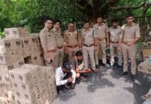 लकड़ी के बॉक्स में छिपाकर रखी थी 270 शराब की पेटी, हरियाणा की शराब यूपी के रास्ते जा रही थी बिहार