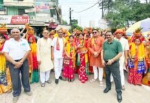 भागवत कथा के पहले दिन वैशाली में निकली कलश यात्रा