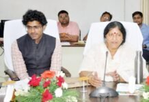 नहीं होगी डीजल की कमी डेंगू से निपटने के लिए चलेगा विशेष अभियान नगर निगम कार्यकारिणी की आपात बैठक में अधिकारियों एवं पार्षदों में आपसी विश्वास और तालमेल बढ़ाने पर रहा जोर 5 प्रस्ताव पर लगी मुहर
