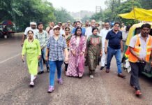 डेंगू, मलेरिया, चिकनगुनिया से बचाव के लिए कौशांबी में पार्षद कुसुम गोयल ने किया लोगों को जागरुक