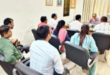 अवैध शराब पर लगाए रोक, ओवर रेटिंग मिलने पर करें सख्त कार्रवाई: राकेश कुमार सिंह