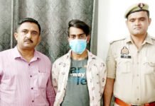 टशन दिखाने और तीन गर्लफ्रेंड के साथ मौज-मस्ती करने के लिए अकेला करता था चोरी