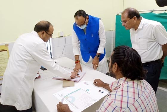 depty-cm-brijesh-pathak-inspection (1)