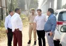 म्युनिसिपल कमिश्नर विक्रमादित्य सिंह मलिक ने सफाई व्यवस्था का लिया जायजा