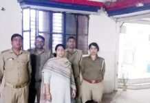 अवैध शराब समेत चार तस्कर गिरफ्तार