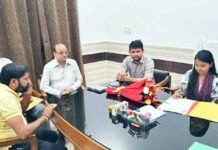एक दिन की अपर मुख्य अधिकारी बनी बुंलदशहर की शिवानी-फरियादियों की समस्याओं को सुनकर निस्तारण के दिए निर्देश