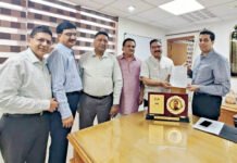 यूपीसीडा सीईओ मयूर माहेश्वरी से भूखंडों को फ्री होल्ड करने की मांग