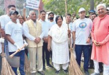 सफाई अभियान: साफ-सफाई के साथ अपने आसपास के माहौल को भी बनाएं खूबसूरत: वीके सिंह