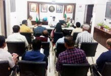30 नवंबर तक सांसद आदर्श ग्रामों में पूर्ण कराए विकास कार्य: अभिनव गोपाल