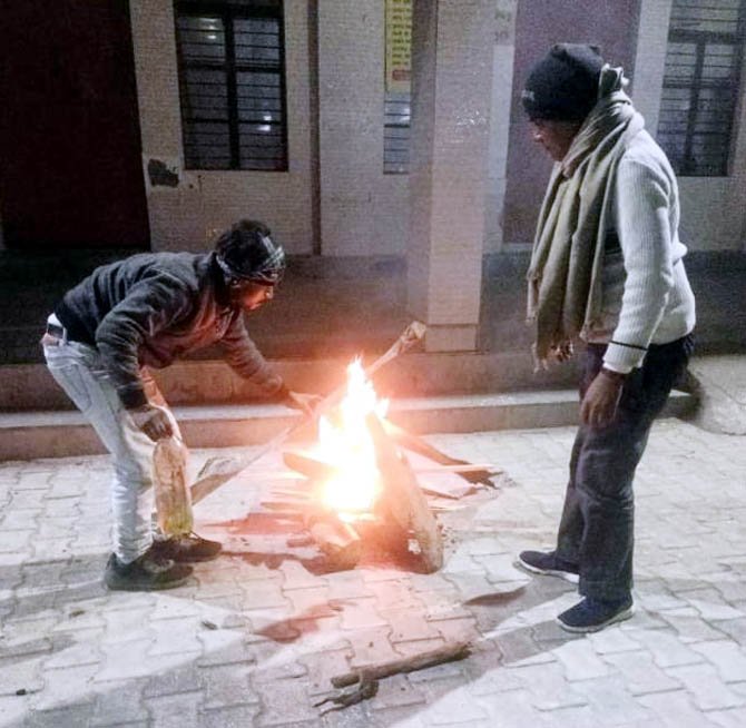 nagar-nigam-cold-fire (3)