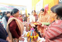 हर गरीब के हर घर तक पहुंच रही विकसित भारत संकल्प यात्रा: सुनीता दयाल