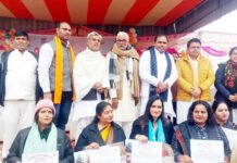 लोनी में विकसित भारत संकल्प यात्रा कार्यक्रम का आयोजन