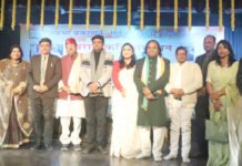 विराट कवि सम्मेलन: ‘हमारे राम, तुम्हारे राम, अवध में पुन: पधारे राम