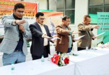 14वें राष्ट्रीय मतदाता दिवस: वोट जैसा कुछ नहीं, वोट जरूर डालेंगे हम कर्मचारियों को दिलाई मतदान की शपथ