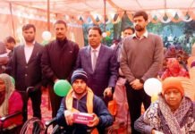 राज्य मंत्री ने दिव्यांगों को बांटी ट्राई साइकिल, लेप्रोसी किट व व्हीलचेयर
