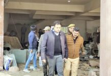 भगवान बद्रीनाथ धाम की तर्ज पर बने उत्तरांचल भवन का हो जल्द निर्माण: विक्रमादित्य सिंह मलिक