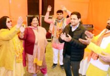 जय श्री राम के नारों से गूंज उठा शहर, रामोत्सव पर लोगों में दिखा गजब का उत्साह