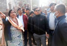 भू-माफियाओं ने तोड़ा प्राचीन मंदिर महापौर ने कराई एफआईआर