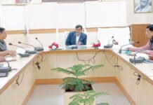 सीएमआईएस पोर्टल पर कार्यों की प्रगति रिपोर्ट रखे अपडेट: जिलाधिकारी