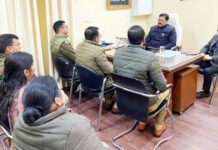 अवैध शराब के अड्डों को समाप्त करने के साथ जागरूकता पर दें विशेष ध्यान: सुनील मिश्रा