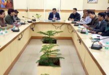 व्यापारियों की समस्याओं के निस्तारण में न बरतें कोताही: इन्द्र विक्रम सिंह
