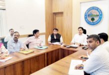 नगर आयुक्त ने बॉन्ड कमेटी से मांगी प्रोग्रेस रिपोर्ट