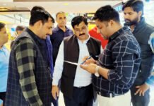 नगर निगम की सीलिंग की कार्रवाई देख बकायेदारों के उड़े होश, मांग रहे मोहलत