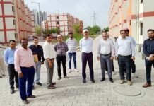 मधुबन-बापूधाम योजना की बाधाएं होंगी दूर जीडीए वीसी अतुल वत्स के निर्देश पर सचिव राजेश कुमार सिंह ने किया निरीक्षण अड़चनों को दूर करने का दिया निर्देश