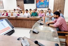 आरटीई में शत-प्रतिशत बच्चों का कराए दाखिला कराएं अधिकारी: अभिनव गोपाल