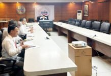 शहर में हरियाली बढ़ाने और पार्कों के सौंदर्यीकरण को लेकर जीडीए वीसी ने की बैठक