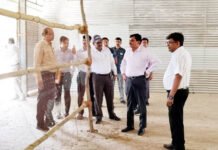 जिला निर्वाचन अधिकारी ने किया मतगणना स्थल और स्ट्रांग रूम का निरीक्षण