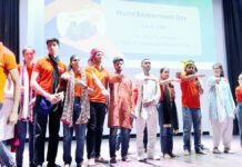 पर्यावरण संरक्षण को लेकर दिलाई शपथ