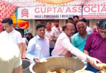 वैश्य अग्रवाल परिवार द्वारा निर्जला एकादशी पर शरबत वितरण व भंडारे का आयोजन