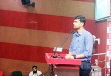 वोटों की गिनती के लिए मतगणना कर्मियों को सीडीओ अभिनव गोपाल ने दिया प्रशिक्षण