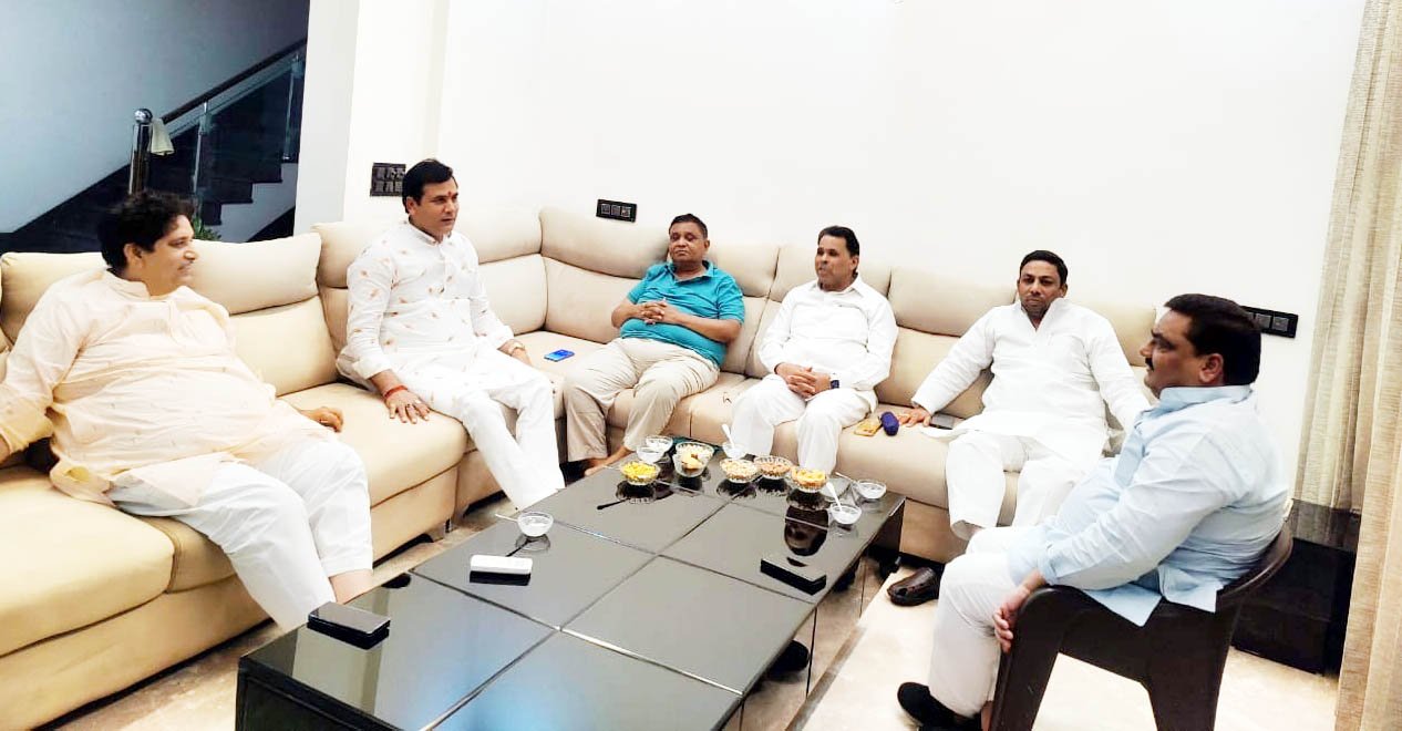 minster-mlas-meeting
