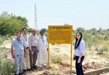 जीडीए ओएसडी ने अवैध निर्माण स्थलों पर लगवाया चेतावनी बोर्ड