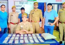 ट्रेन में यात्रियों से मेलजोल बढ़ाकर करता था मोबाइल चोरी, चोरी के मोबाइल की पश्चिम बंगाल में होती थी सप्लाई