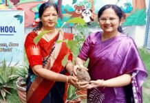 एक पेड़ मां के नाम अभियान: पार्षद ने पर्यावरण की सुरक्षा और समृद्धि के लिए लगाए पौधे