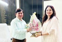 नवागत जिला पूर्ति अधिकारी अमित तिवारी ने संभाला चार्ज