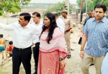 कांवड़ यात्रा को लेकर एक्शन मोड में प्रशासन, मंडलायुक्त सेल्वा कुमारी जे. ने किया निरीक्षण