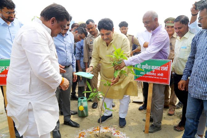 podha-ropan-dm-minister (3)